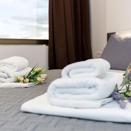 Apinelo Tower Rooms Split Exterior foto