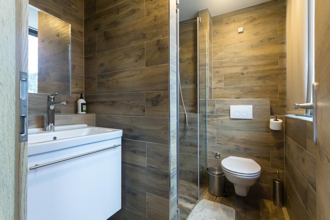Apinelo Tower Rooms Split Exterior foto
