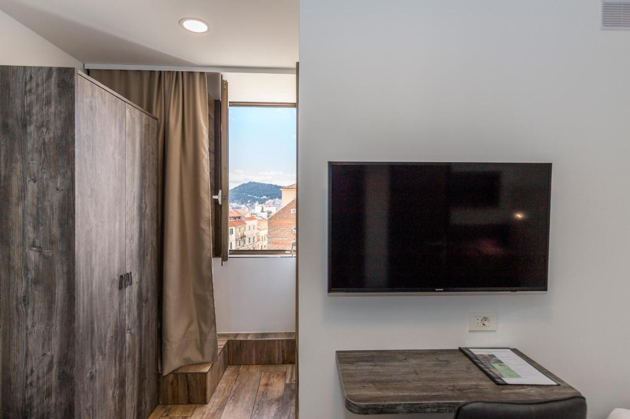 Apinelo Tower Rooms Split Exterior foto