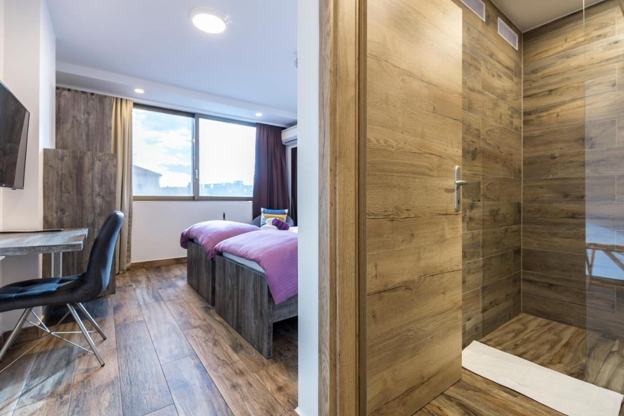 Apinelo Tower Rooms Split Exterior foto